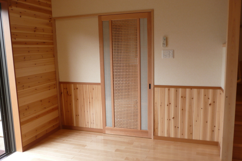 和風住宅 福岡県大牟田市で無垢材を利用した現代和風のロフトのあるお家